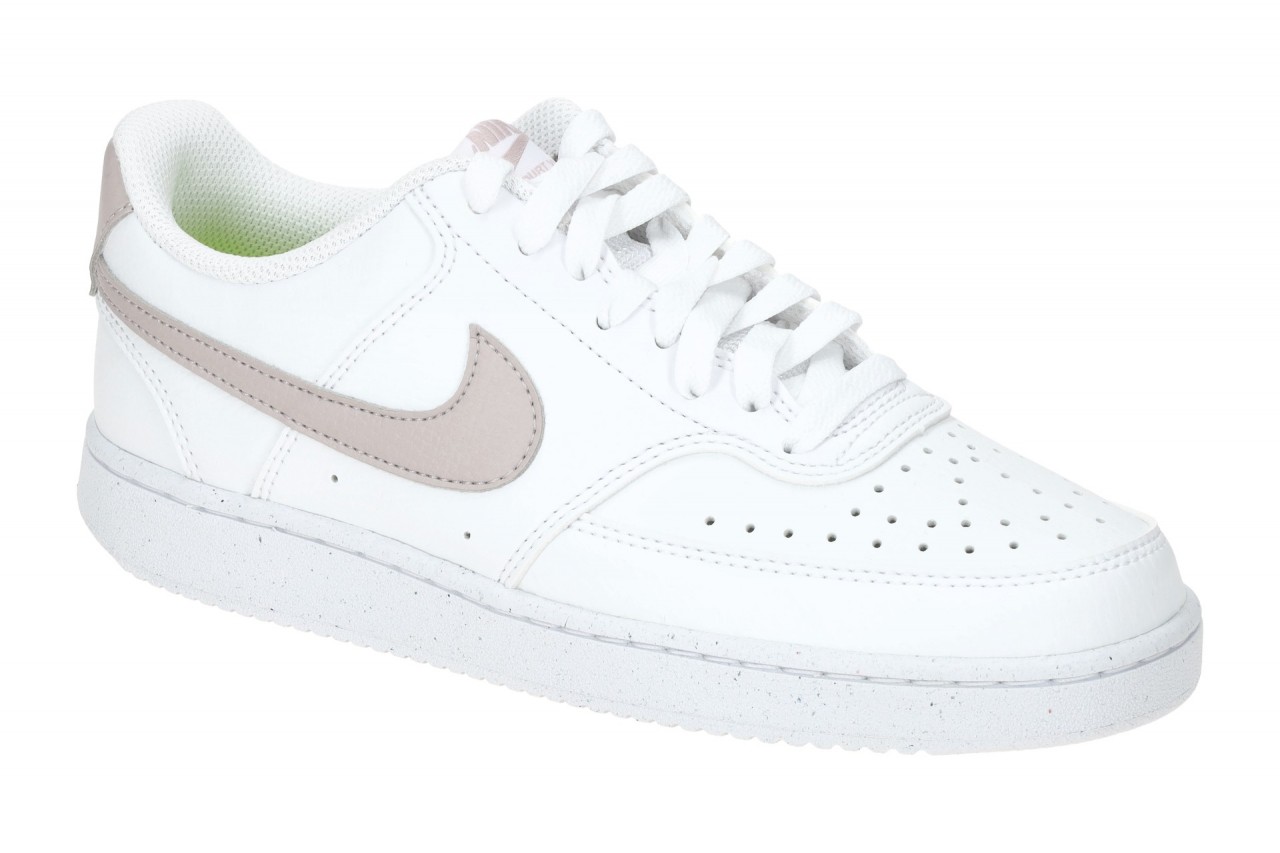 NIKE DH3158 109 Damen Sportschuhe wei?/violet, recycelte Gummisohle & weich g... 1 NIKE DH3158 109 Damen Sportschuhe wei?/violet, recycelte Gummisohle & weich g...