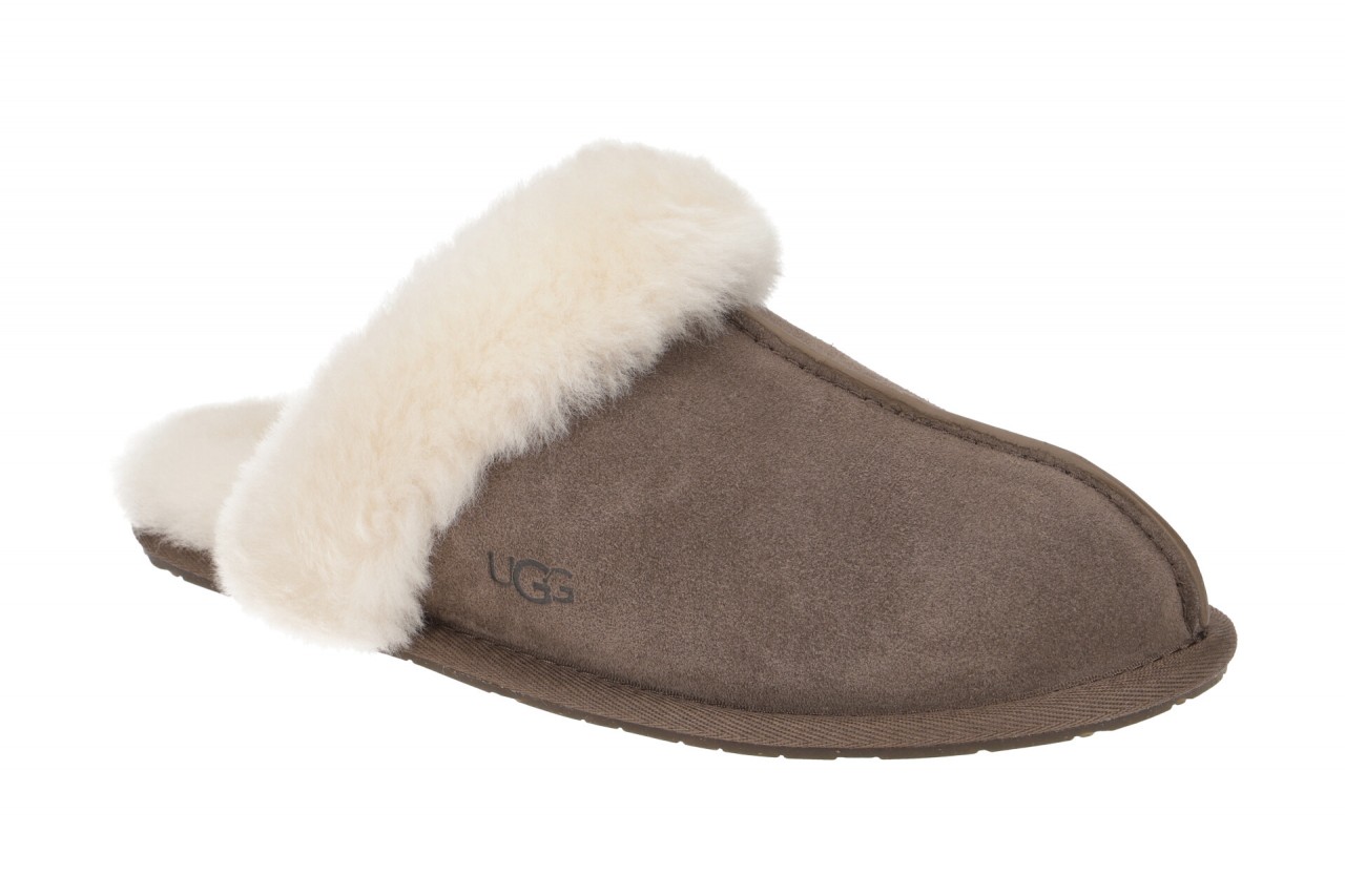 UGG 1106872 esp SCUFFETTE II Damen Pantoletten espresso Lammfell Nubuck Gummi... 1 UGG 1106872 esp SCUFFETTE II Damen Pantoletten espresso Lammfell Nubuck Gummi...