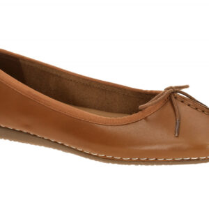 Clarks Freckle Ice Damen Halbschuhe Braun Dark Tan Eckige Form Echtleder